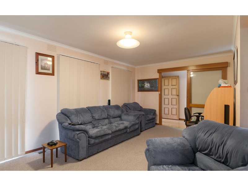5 Maralee Drive, Mooroolbark VIC 3138
