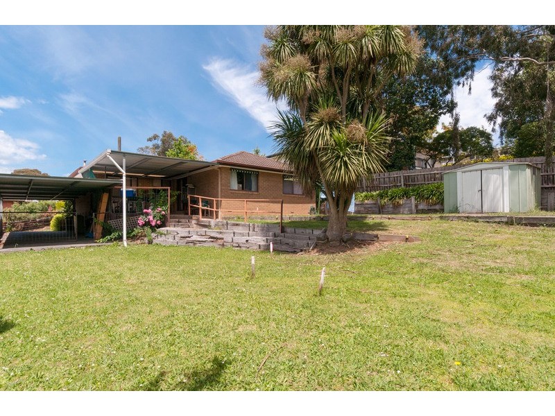 5 Maralee Drive, Mooroolbark VIC 3138