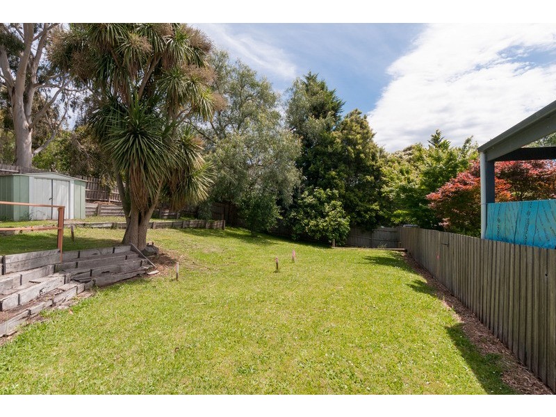 5 Maralee Drive, Mooroolbark VIC 3138