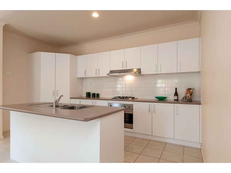 4/8-10 Wordsworth Street, Mooroolbark VIC 3138