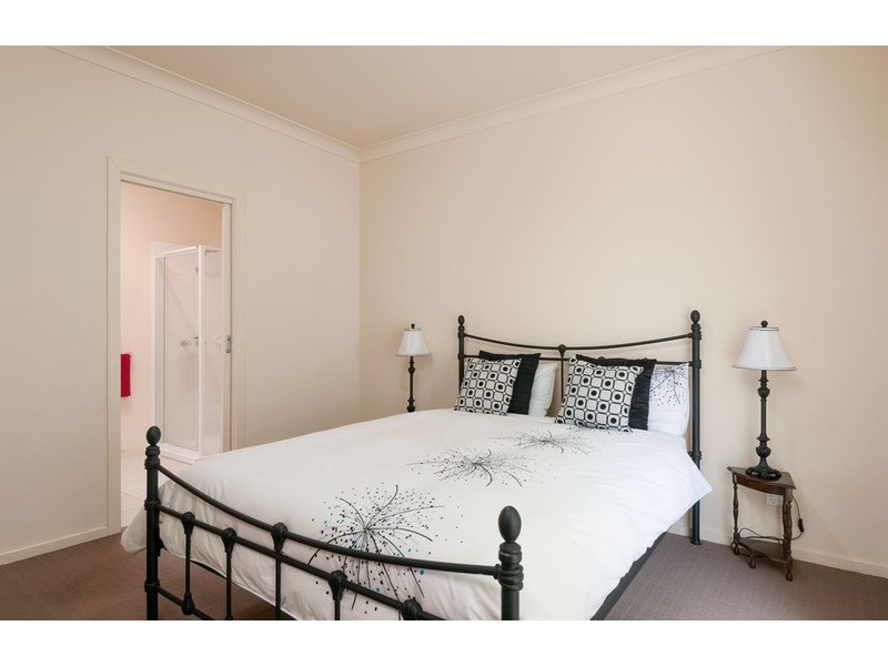 4/8-10 Wordsworth Street, Mooroolbark VIC 3138
