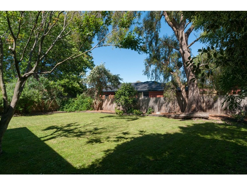 121 Pembroke Road, Mooroolbark VIC 3138