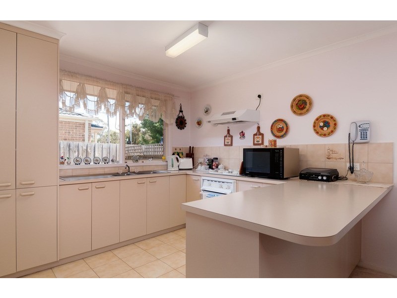 1/200 Hull Road, Mooroolbark VIC 3138