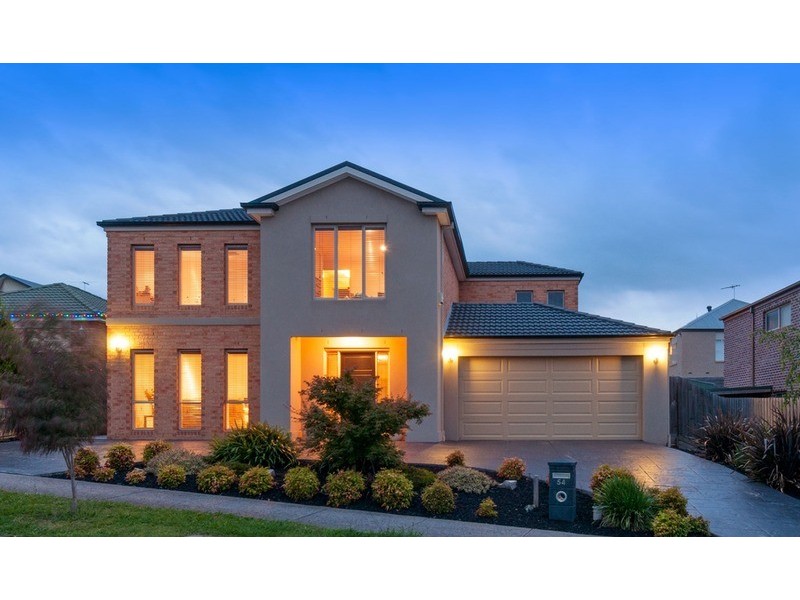 54 Larbert  Road, Mooroolbark VIC 3138
