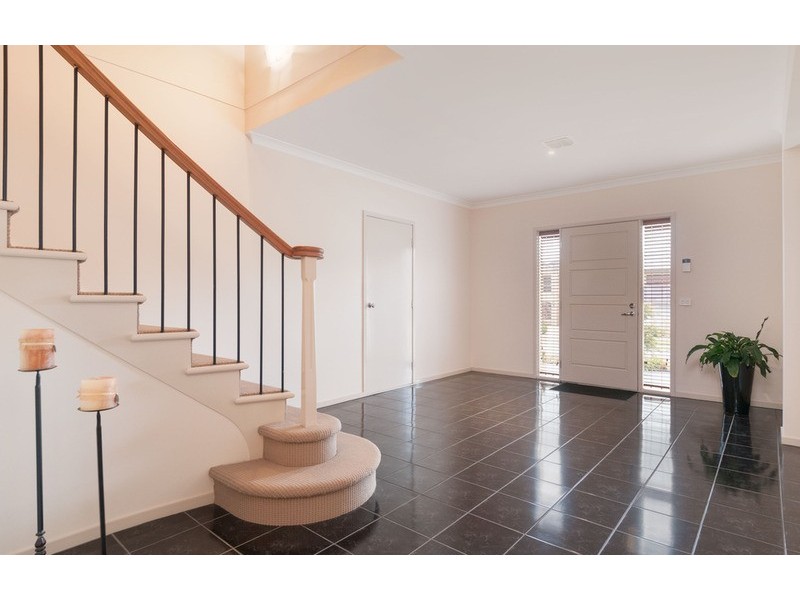 54 Larbert  Road, Mooroolbark VIC 3138