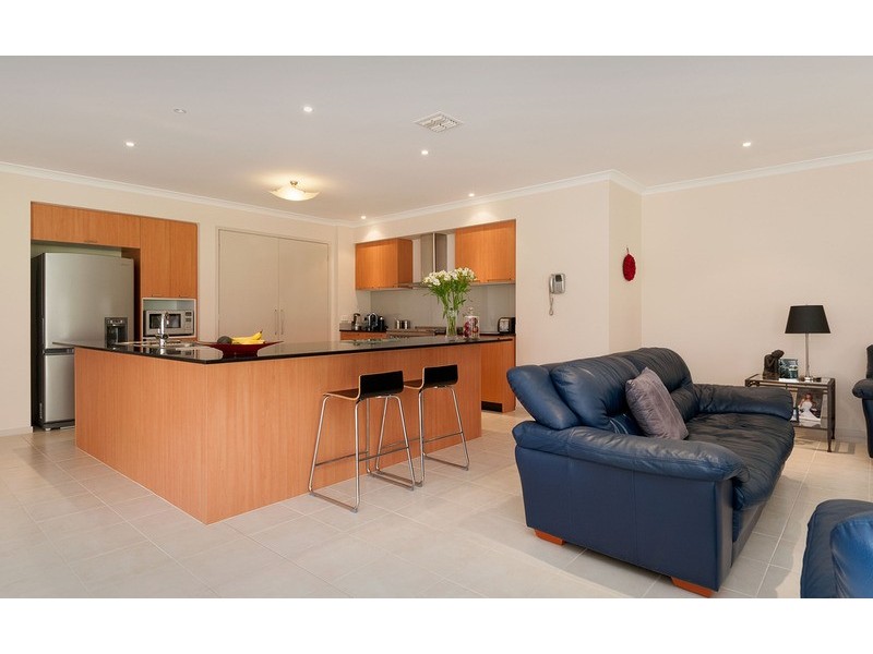 54 Larbert  Road, Mooroolbark VIC 3138