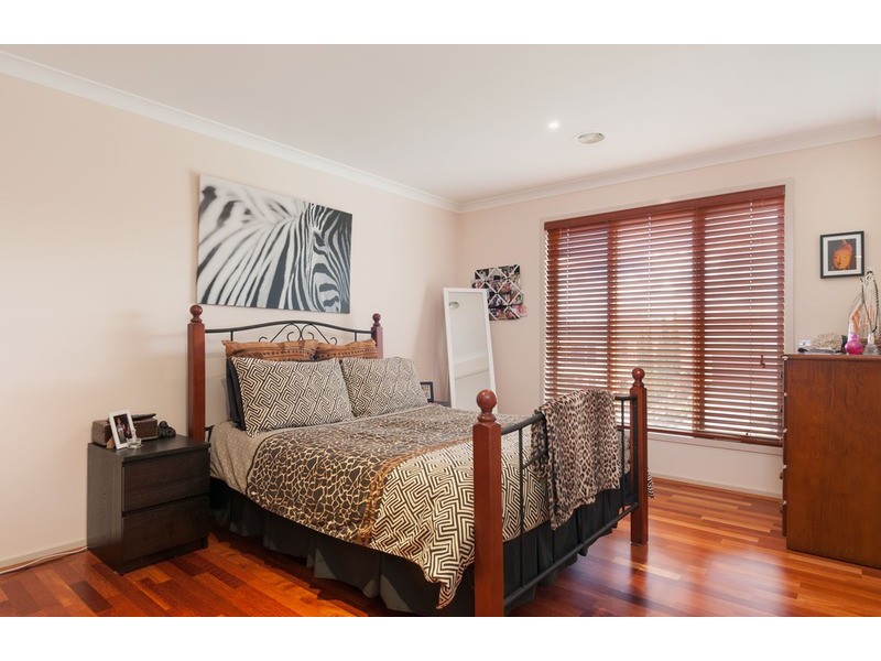54 Larbert  Road, Mooroolbark VIC 3138