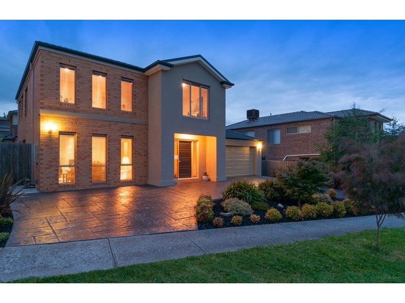 54 Larbert  Road, Mooroolbark VIC 3138