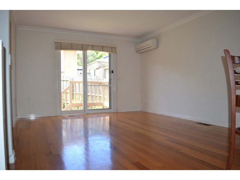 2/187 Lincoln  Road, Mooroolbark VIC 3138
