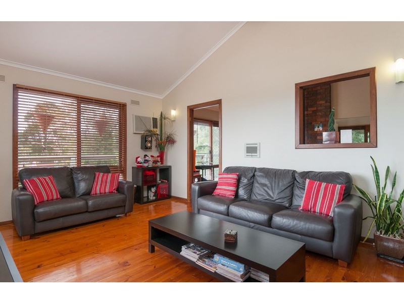 73 Bastow Road, Lilydale VIC 3140