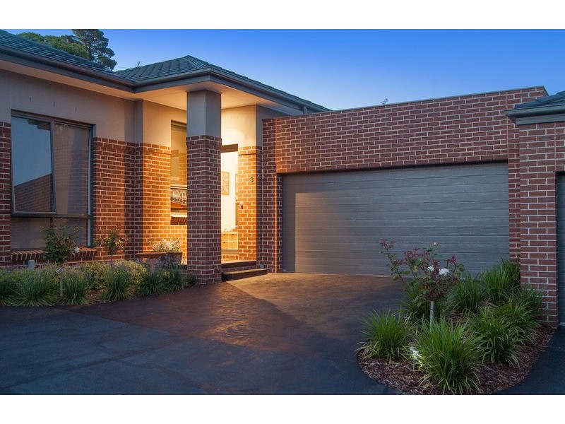 3/33 Ruskin Avenue, Croydon VIC 3136