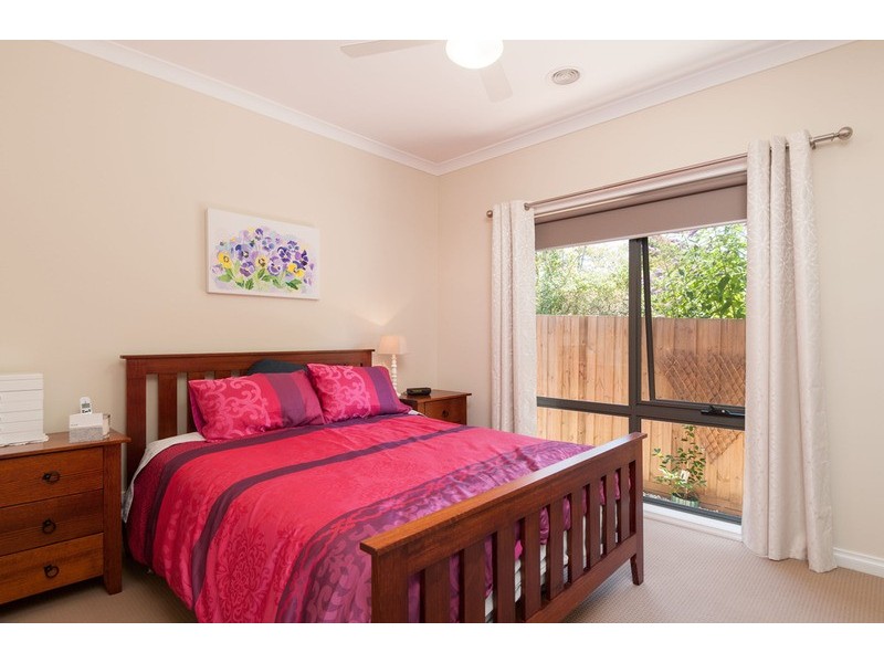 3/33 Ruskin Avenue, Croydon VIC 3136