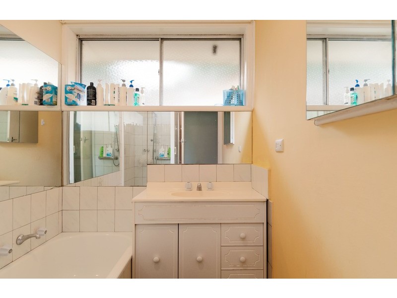 6 Kathy Court, Mooroolbark VIC 3138