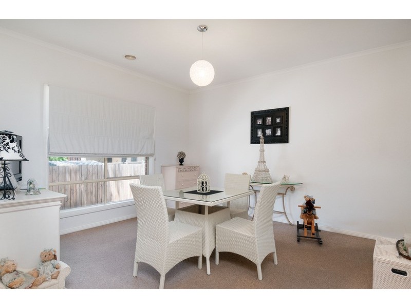 2/45 Bambra Street, Croydon VIC 3136