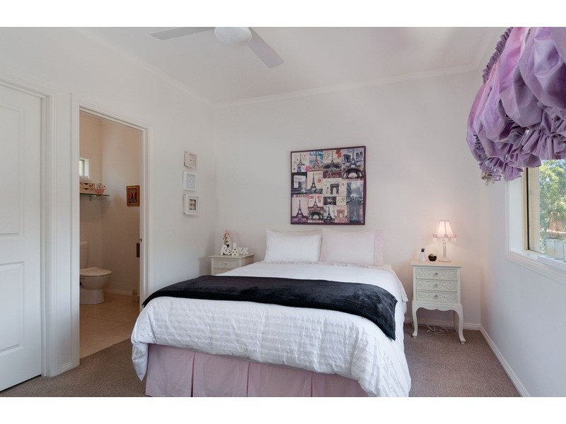 2/45 Bambra Street, Croydon VIC 3136