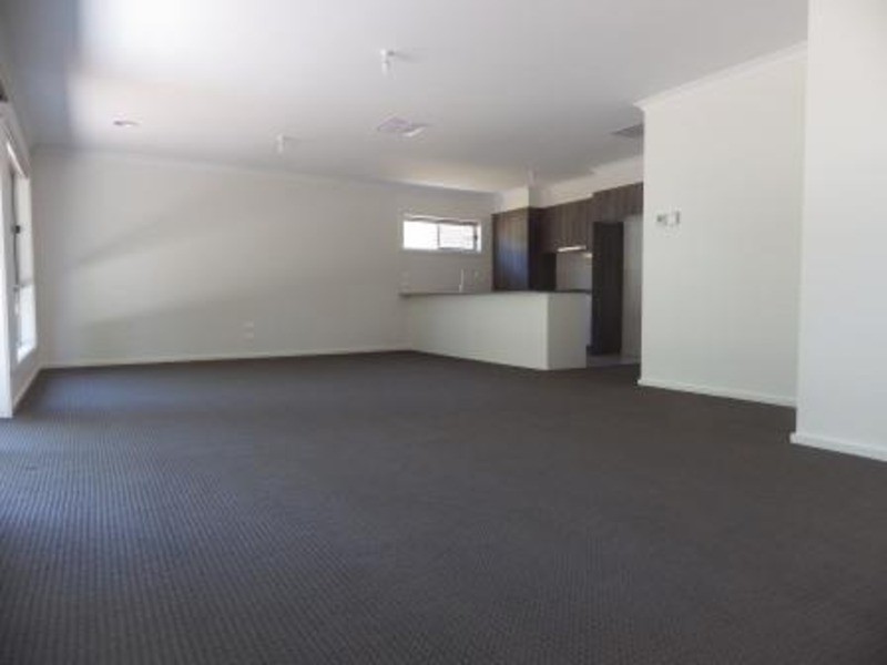 13/407 Dorset Road, Croydon VIC 3136