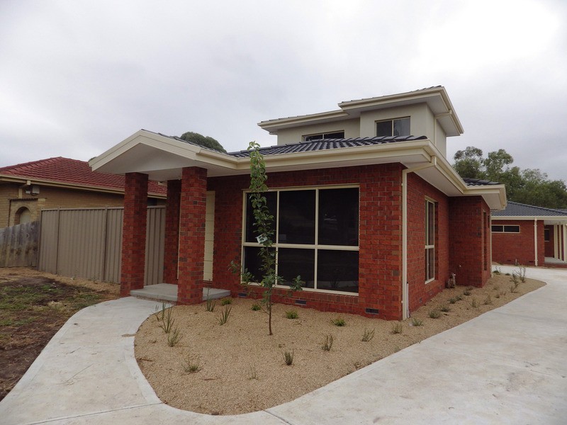 1/85 Esther Crescent, Mooroolbark VIC 3138