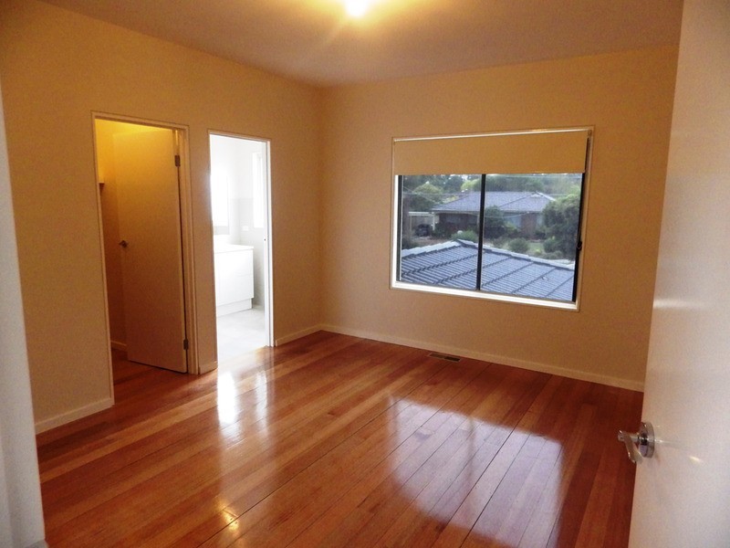 1/85 Esther Crescent, Mooroolbark VIC 3138