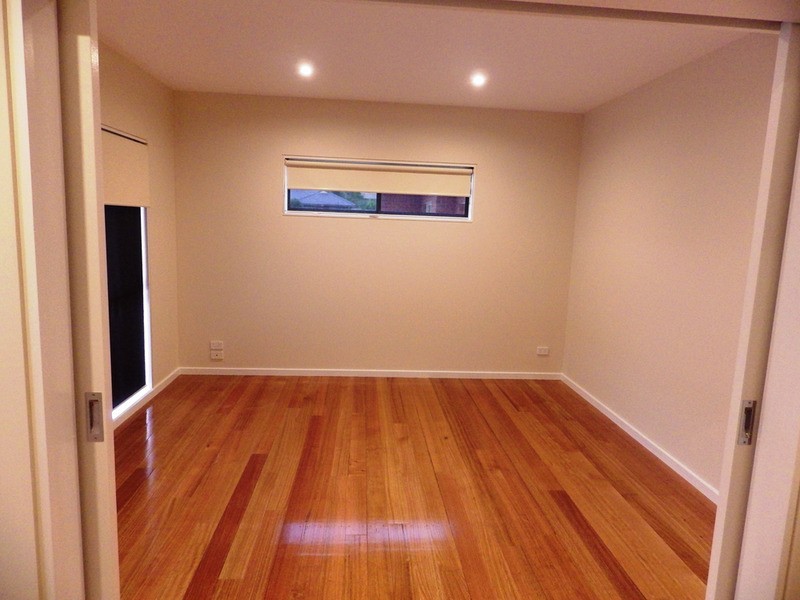 2/85 Esther Crescent, Mooroolbark VIC 3138