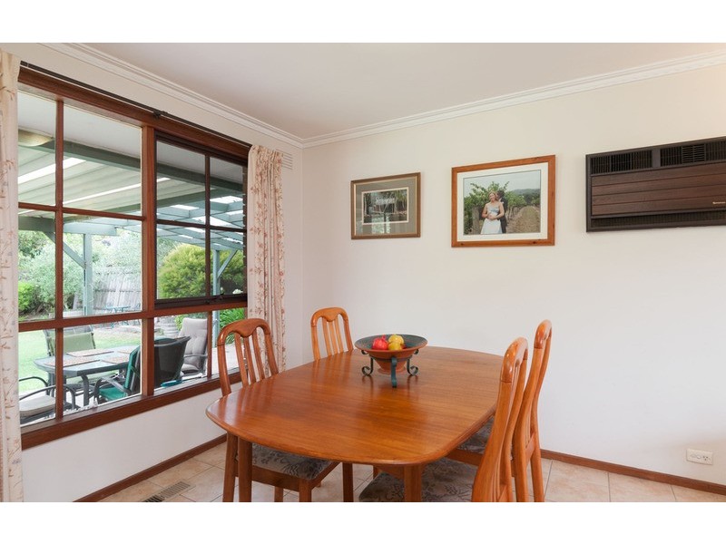 6 Chisholm Court, Croydon North VIC 3136