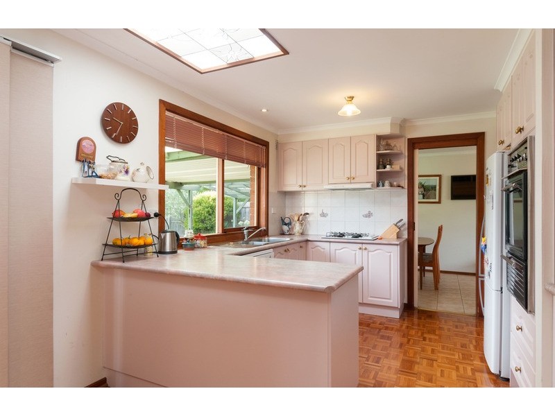 6 Chisholm Court, Croydon North VIC 3136