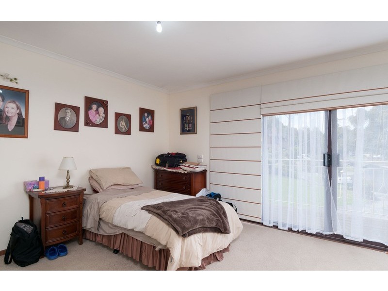 6 Chisholm Court, Croydon North VIC 3136