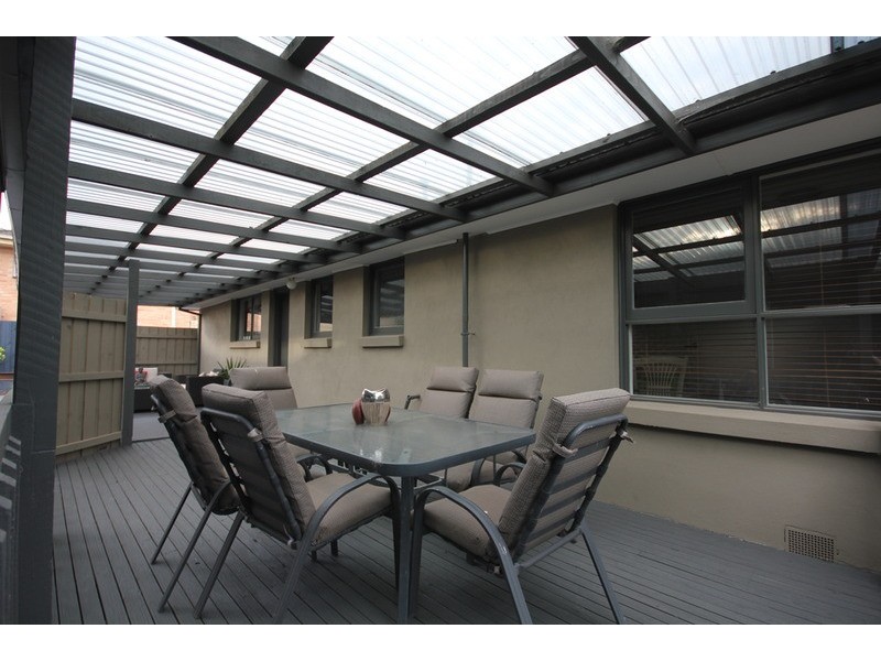 56 Longfellow Avenue, Mooroolbark VIC 3138