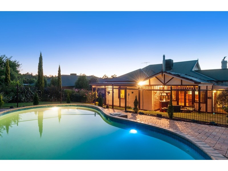 1 Haven Court, Mooroolbark VIC 3138