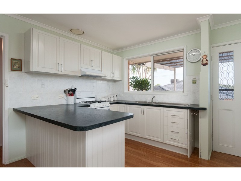 25 Lawson Road, Mooroolbark VIC 3138