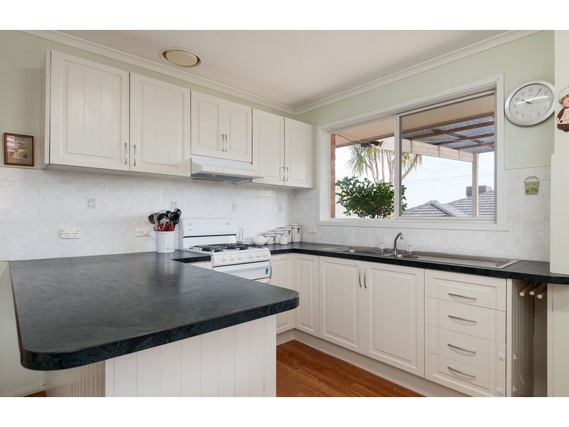 25 Lawson Road, Mooroolbark VIC 3138