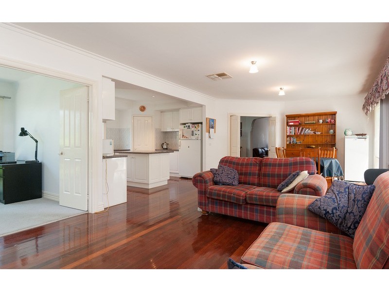 143 Lakeview Drive, Lilydale VIC 3140