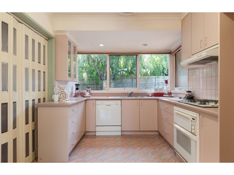 48 McDermott Avenue, Mooroolbark VIC 3138