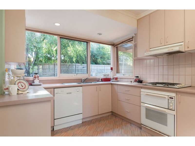 48 McDermott Avenue, Mooroolbark VIC 3138