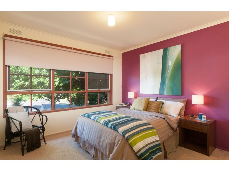 48 McDermott Avenue, Mooroolbark VIC 3138