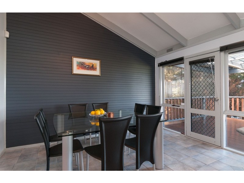 15 Edward Road, Chirnside Park VIC 3116