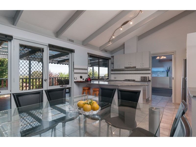 15 Edward Road, Chirnside Park VIC 3116