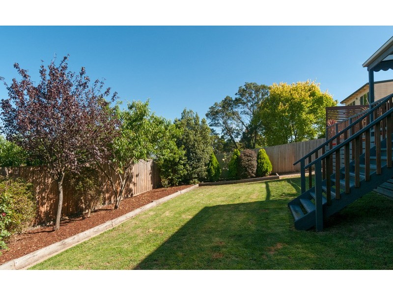 15 Edward Road, Chirnside Park VIC 3116