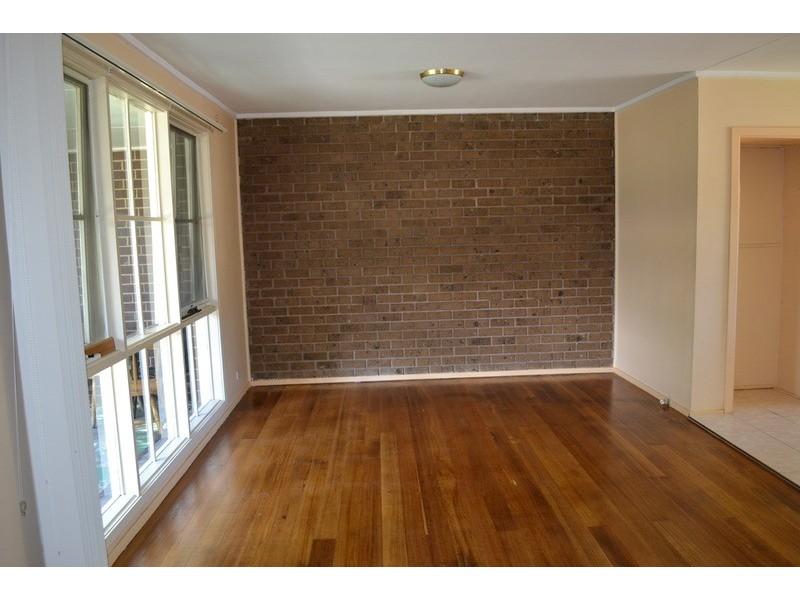 3/64 Warrien  Road, Croydon VIC 3136