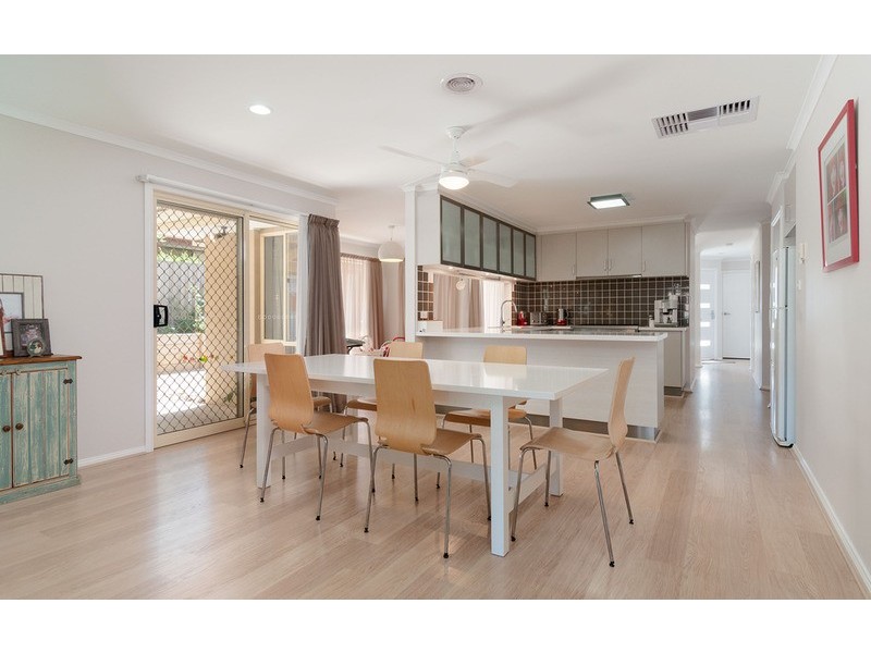 22 Blue Ridge Drive, Mooroolbark VIC 3138