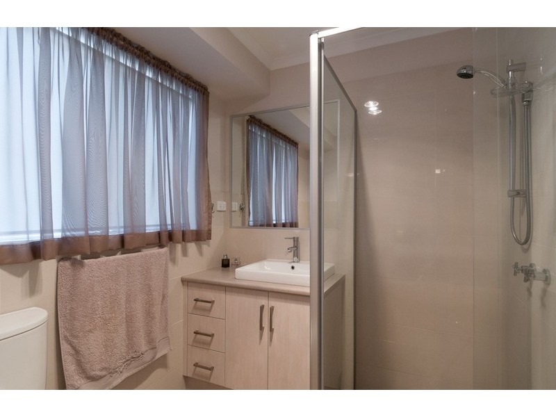 22 Blue Ridge Drive, Mooroolbark VIC 3138