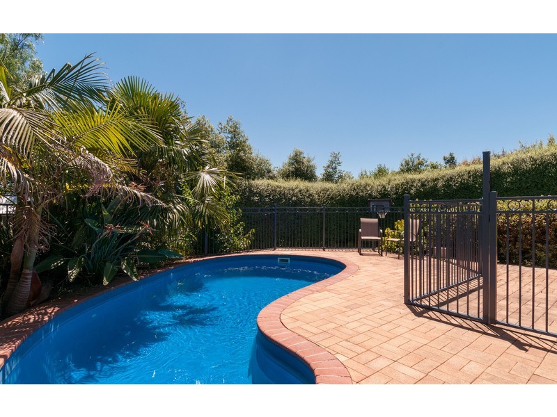 68 Blue Ridge Drive, Mooroolbark VIC 3138