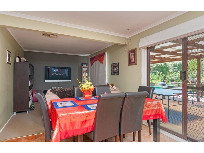 72 Landscape Drive, Mooroolbark VIC 3138