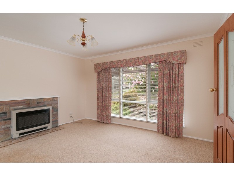 7 Kalimna Street, Mooroolbark VIC 3138