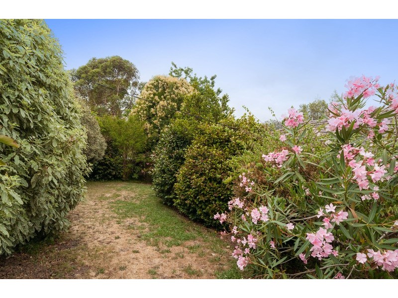 7 Kalimna Street, Mooroolbark VIC 3138