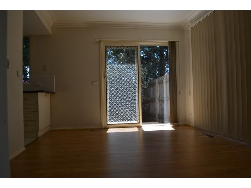 3/2-4 Station Street, Mooroolbark VIC 3138