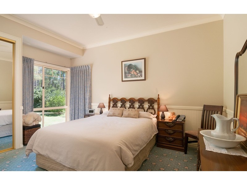 2 Denval Place, Mooroolbark VIC 3138