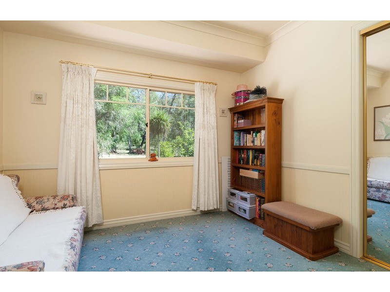 2 Denval Place, Mooroolbark VIC 3138