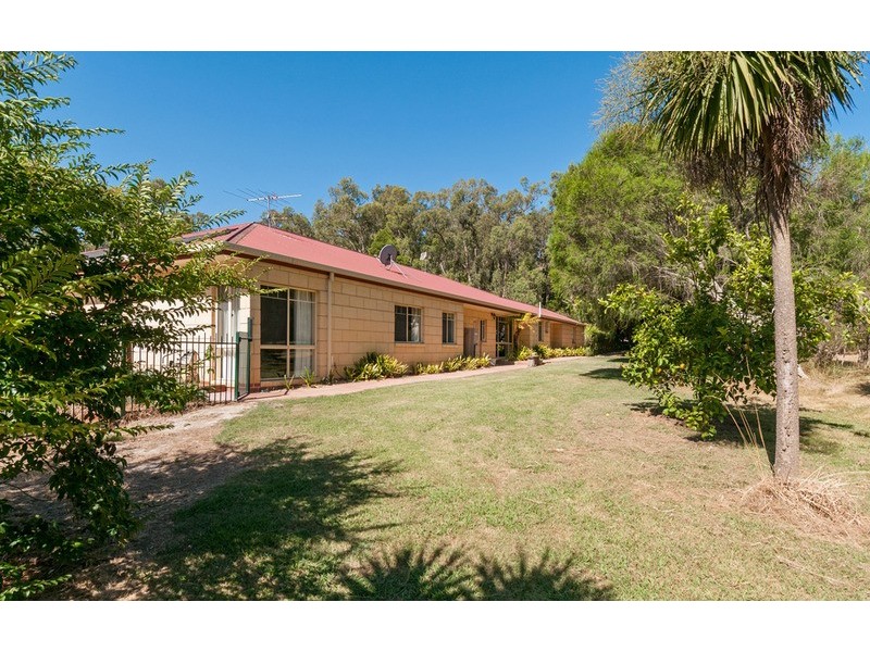 2 Denval Place, Mooroolbark VIC 3138