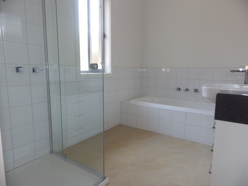 3/11 Holmes  Road, Mooroolbark VIC 3138