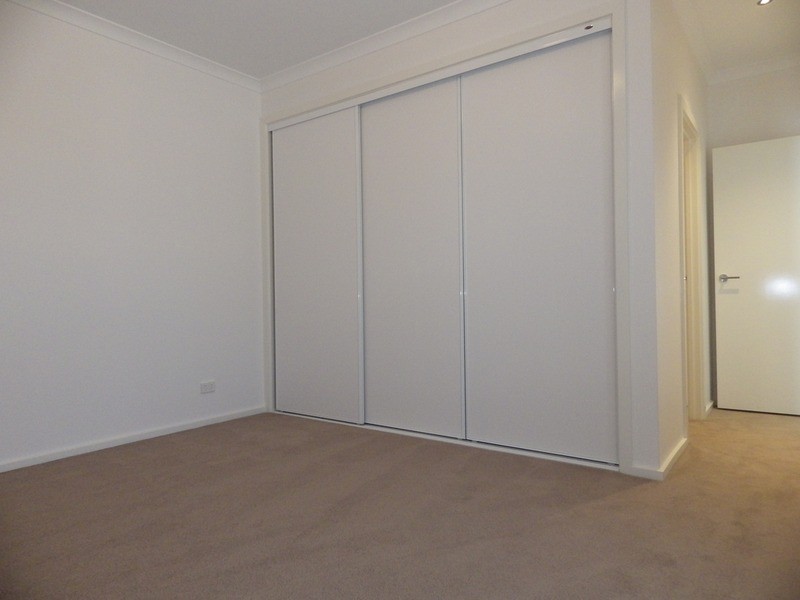 3/11 Holmes  Road, Mooroolbark VIC 3138